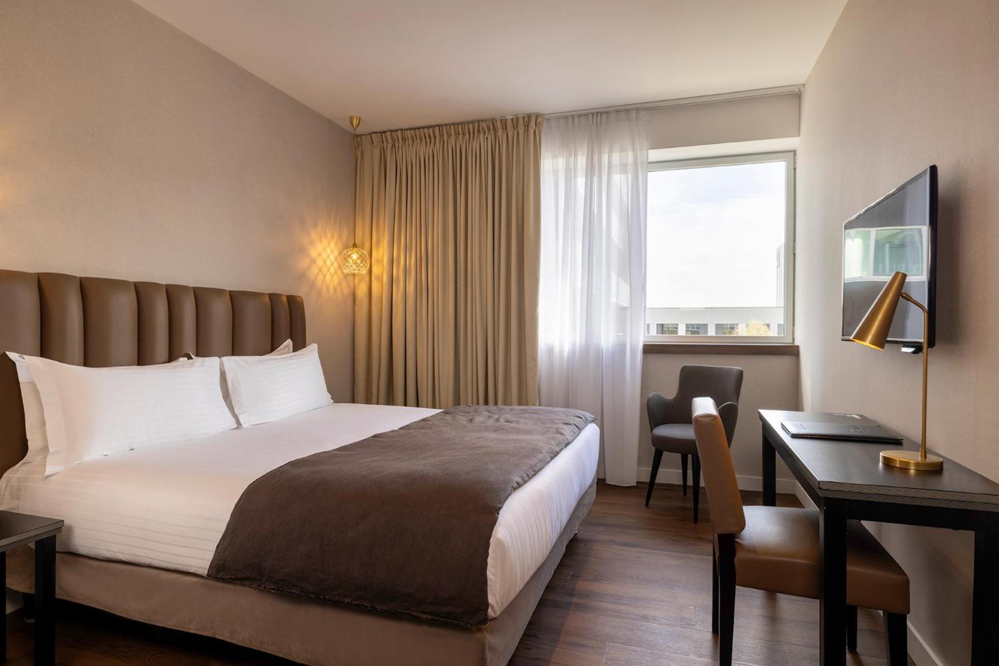 Best Western Plus Hotel Isidore Saint-Jacques-de-la-Lande Esterno foto
